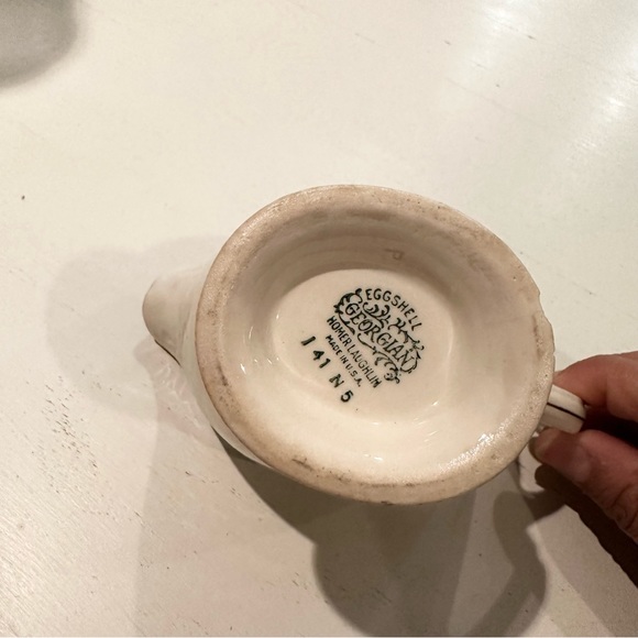 Authentic Royal Vale Vintage China Tea Saucer Pink Flower Antique Party Decor - Picture 2 of 9